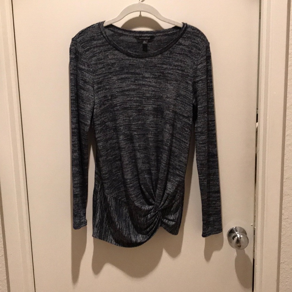 Banana Republic luxespun twist front top